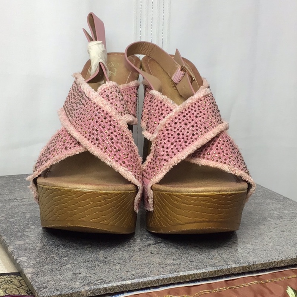 🆕 Forever ‘Amazing 22’ Pink Rhinestone Denim Platform Heel Sandals Sz.10 NWOT - Picture 5 of 11